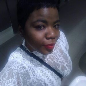 Meet your Posher, Joy